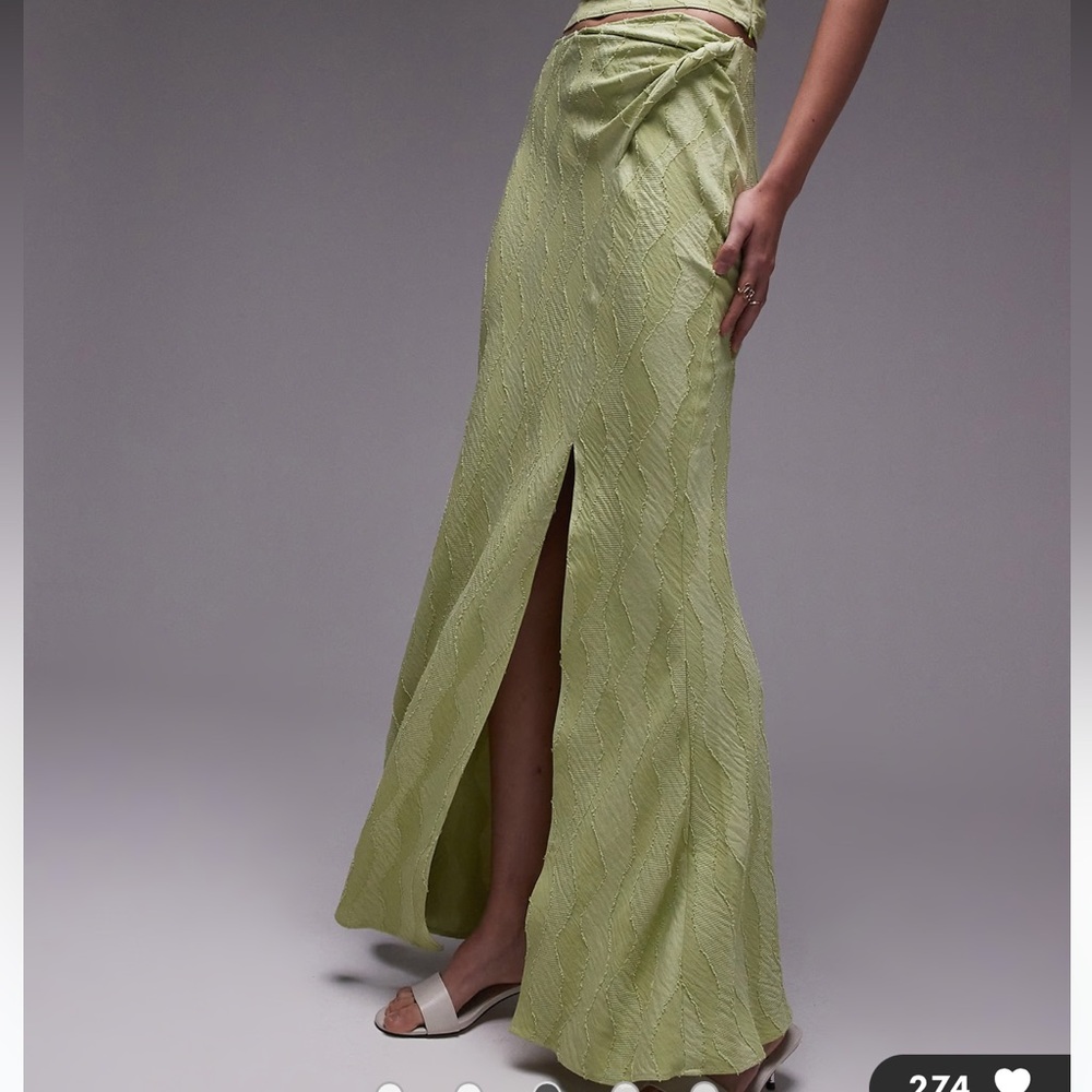 Elegant Green Maxi Skirt